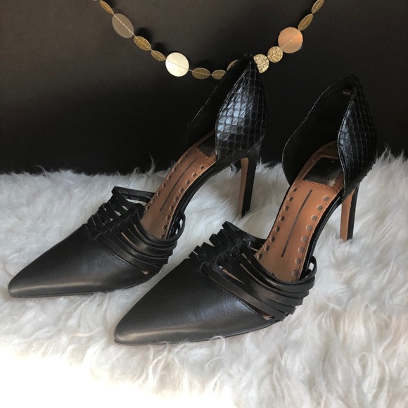 Dolce Vita Black D-Orsay Snakeskin Pumps - Picture 2 of 6